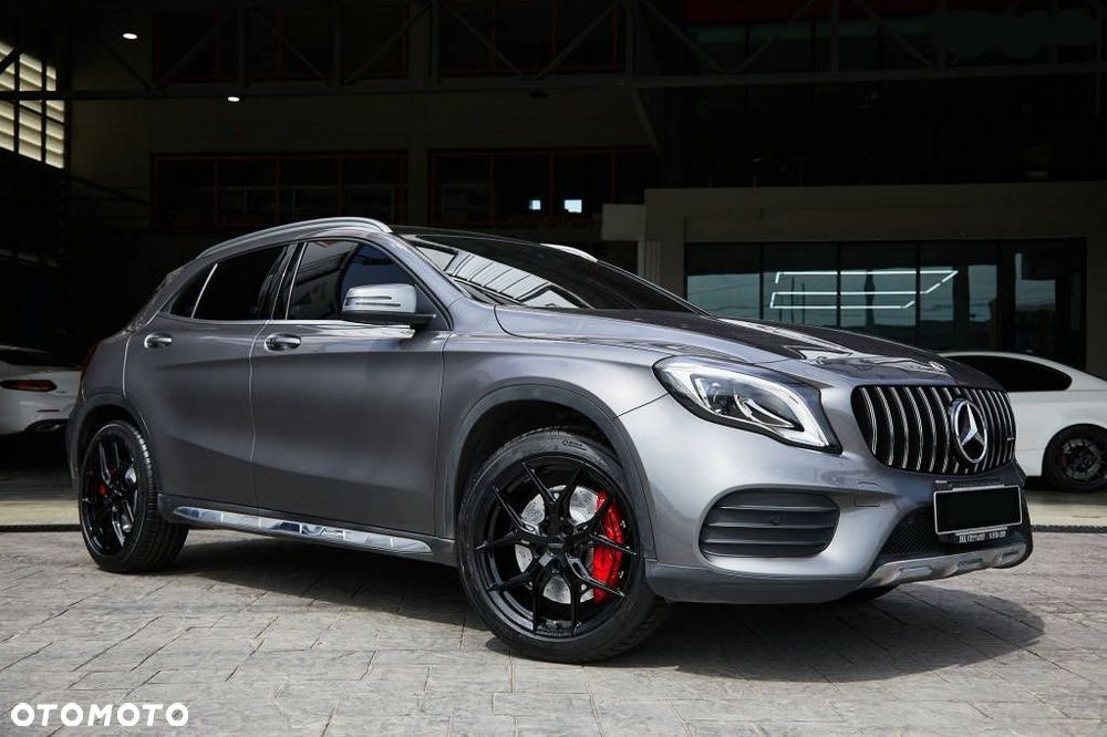 4x Felgi 20 5x120 m.in. do BMW X3 F25 X4 F26 X5 E53 E70 F15 X6 E71 F16 Czarne - HX036 (B5597) - 4