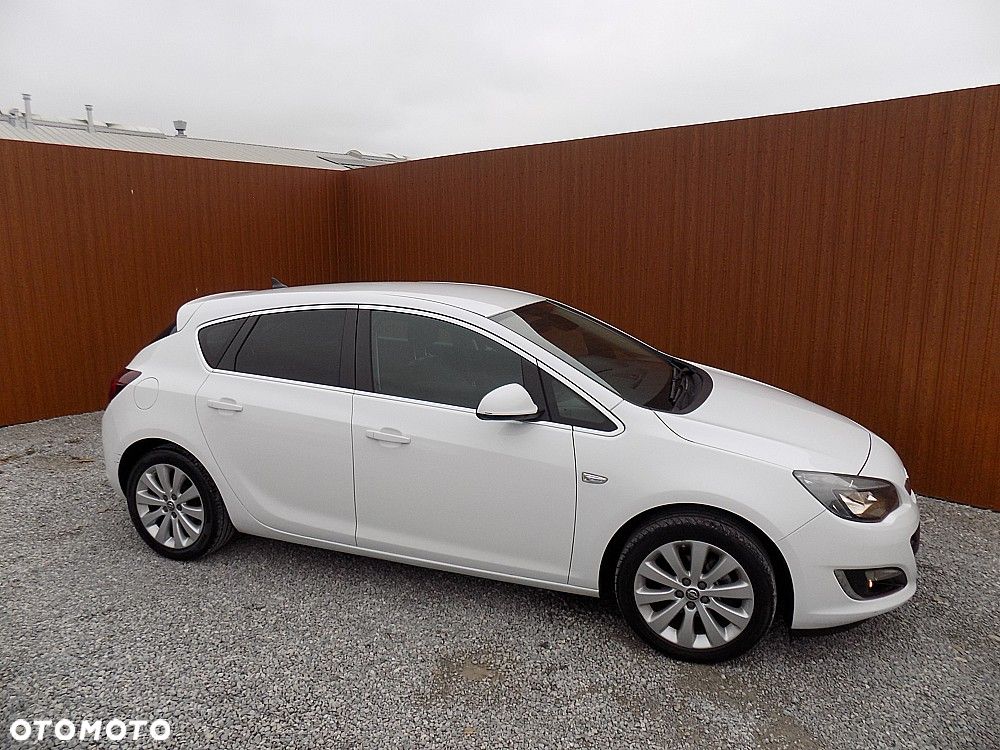 Opel Astra 1.4 Turbo Selection - 26