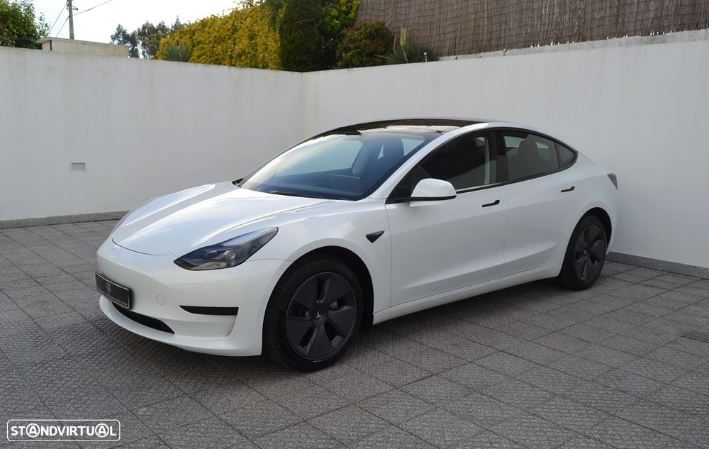 Tesla Model 3 Long Range Tração Traseira - 2