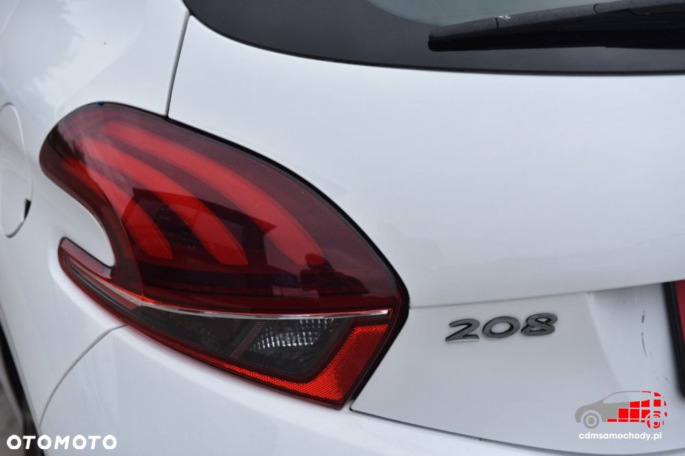 Peugeot 208 - 14