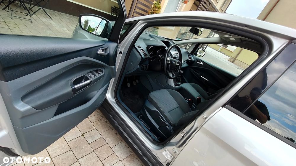 Ford C-MAX 1.6 Ti-VCT Champions Edition - 13