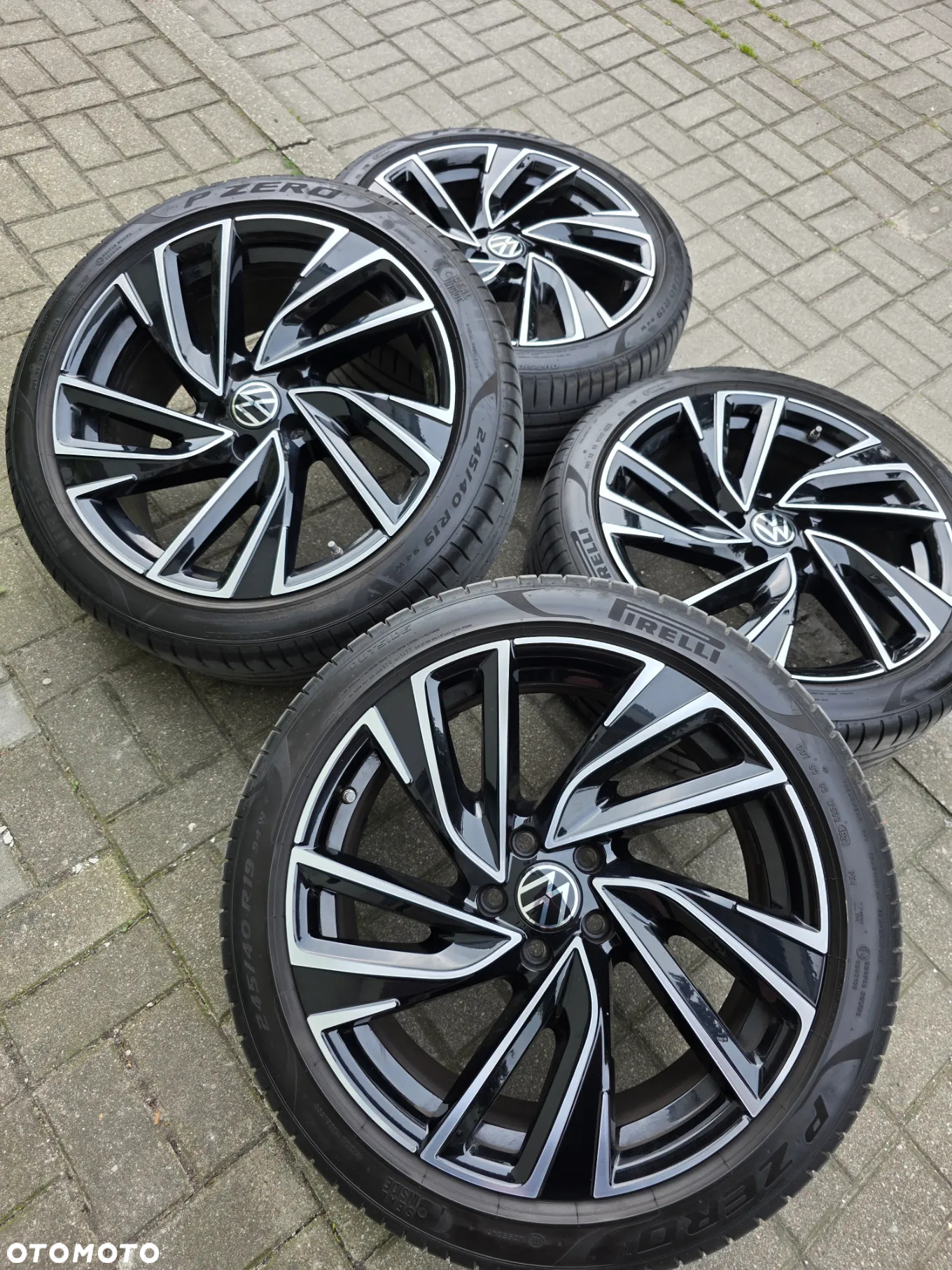 Volkswagen Arteon 2.0 TSI 4Motion R DSG - 17