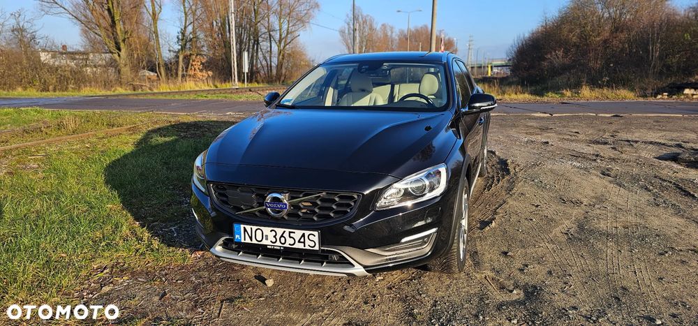 Volvo V60 T5 Drive-E Dynamic Edition (Momentum) - 24