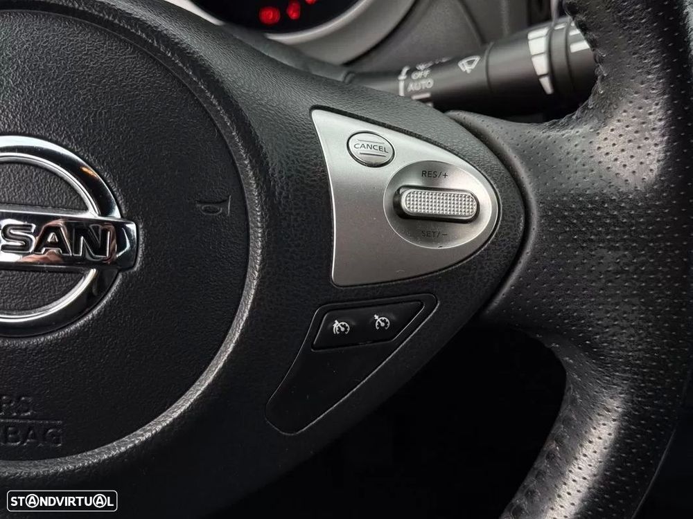 Nissan Juke 1.5 dCi N-Connecta P.Ext.2 Black Tokyo - 18