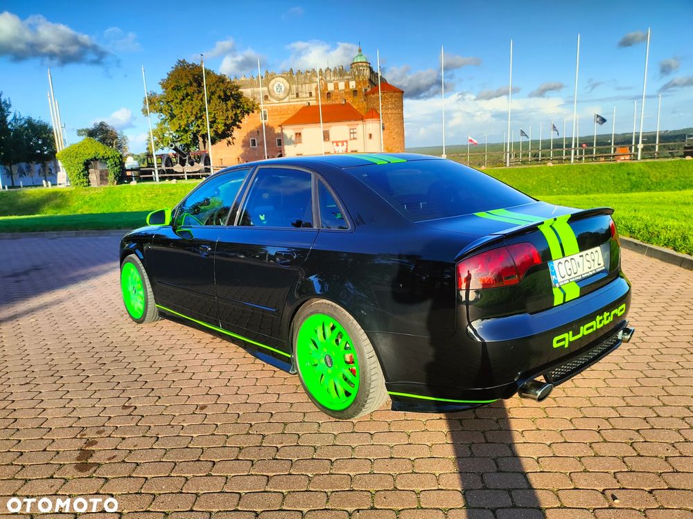 Audi A4 Limousine - 3
