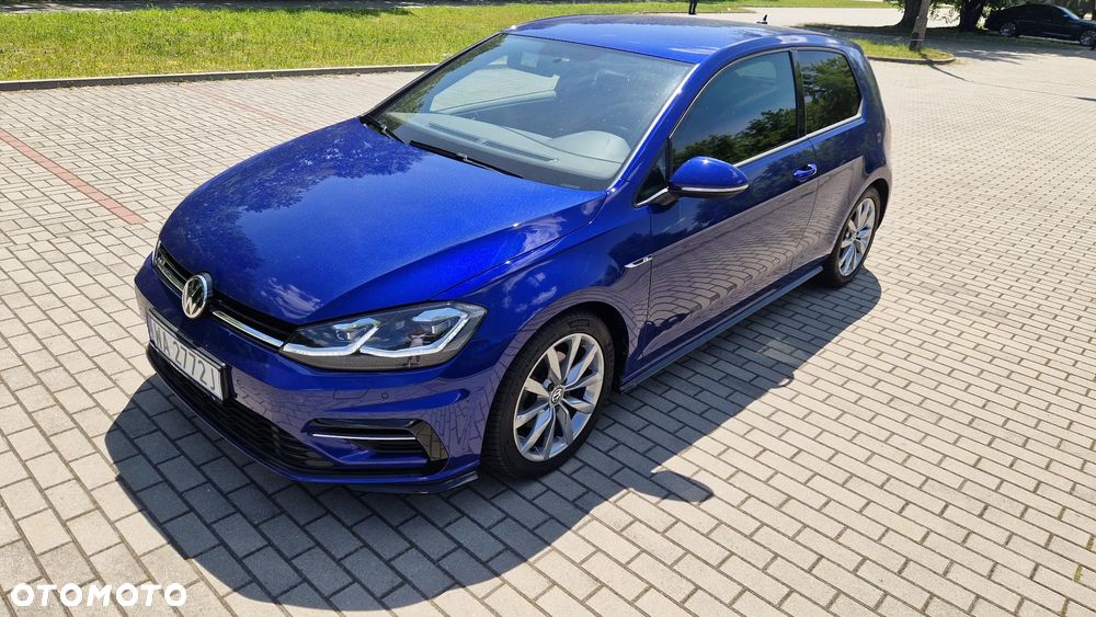 Volkswagen Golf - 1