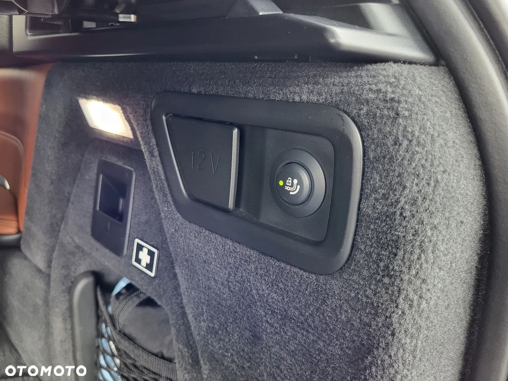 BMW X7 M50d sport - 25
