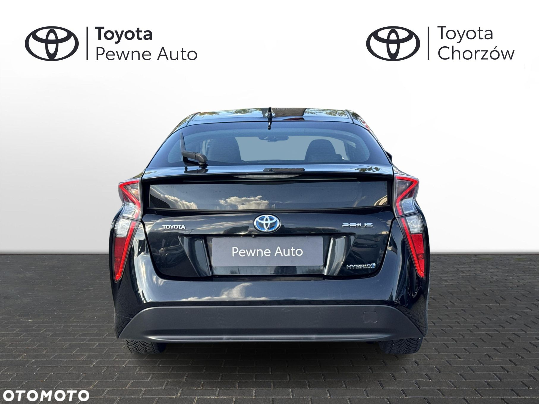 Toyota Prius - 4