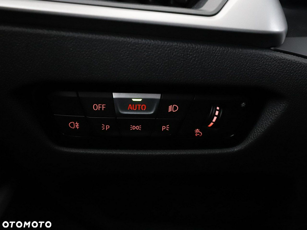 BMW Seria 3 320d xDrive Advantage - 39