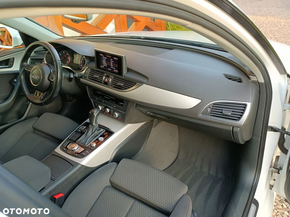 Audi A6 Avant 2.0 TDI ultra S tronic - 32