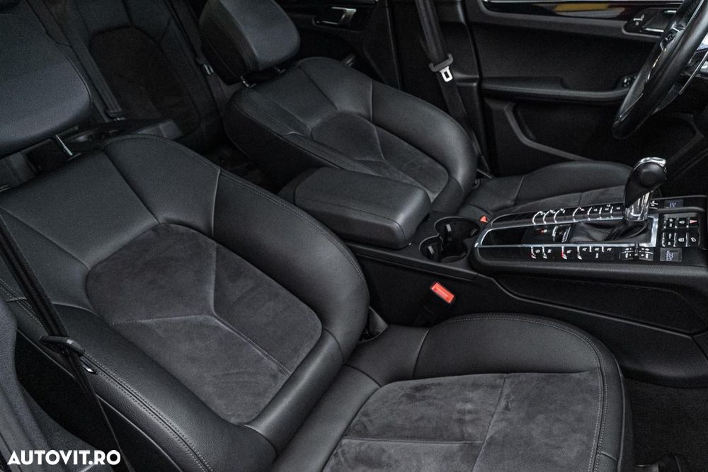Porsche Macan S - 39
