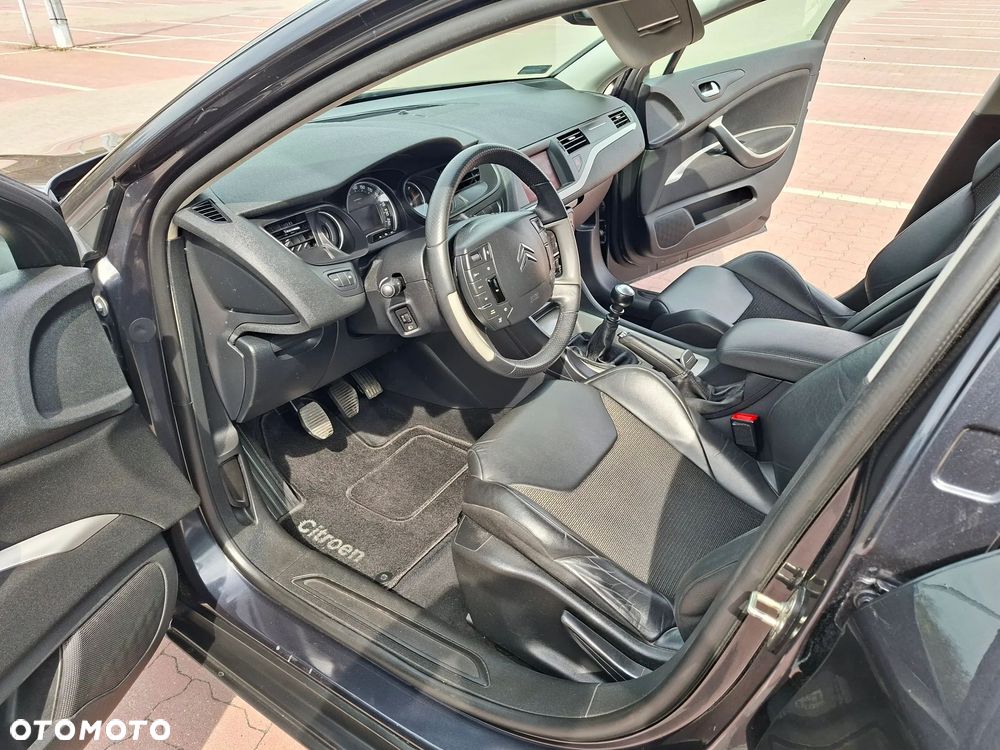 Citroën C5 2.0 HDi Exclusive - 10