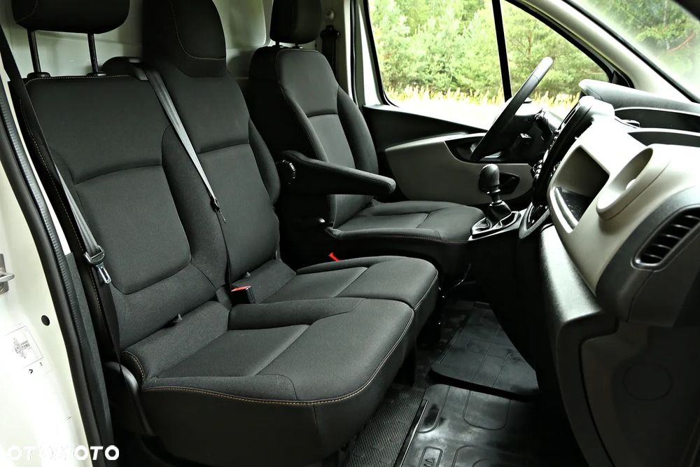 Renault Trafic - 9