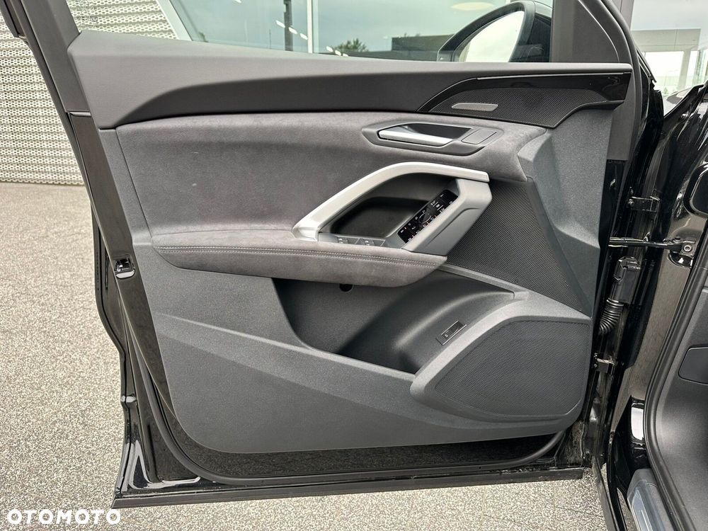 Audi Q5 Sportback - 12