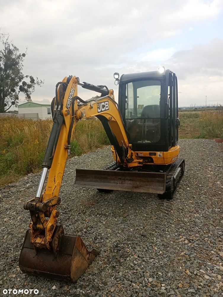 JCB 8025 - 4