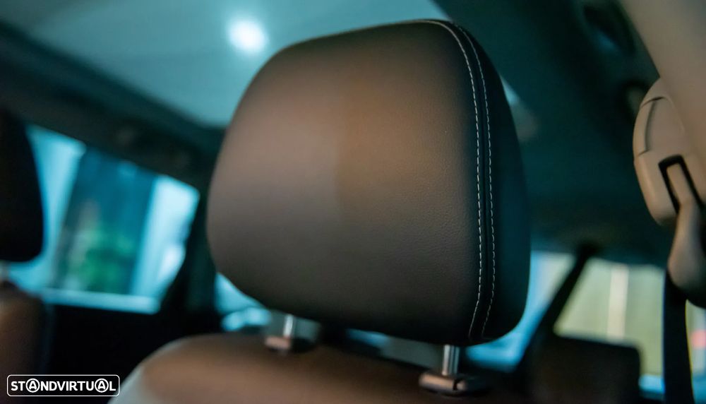 Suzuki Vitara 1.5L AGS GLX 4WD Strong Hybrid - 41