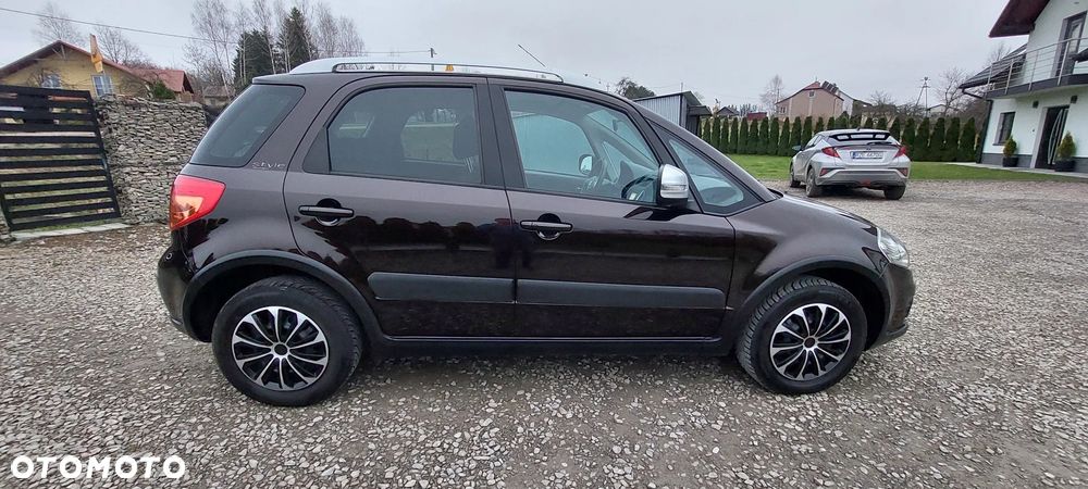 Suzuki SX4 1.6 VVT 4x2 Comfort - 3