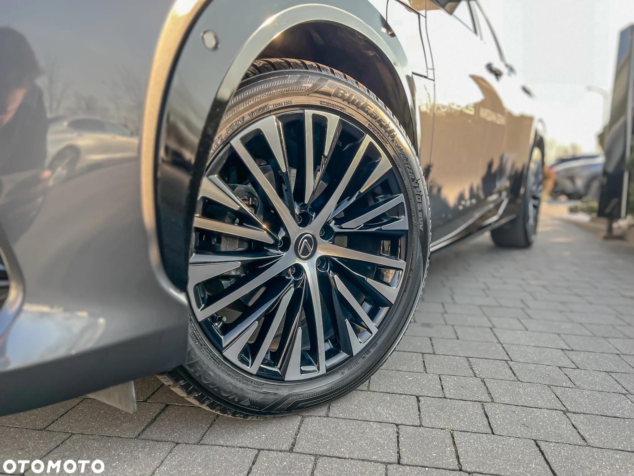 Lexus RZ 450e Omotenashi DIRECT4 - 7