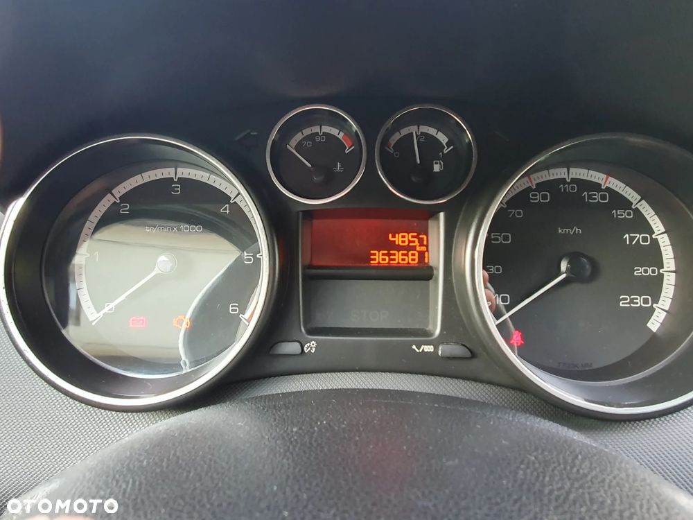 Peugeot 308 1.6 HDi Premium - 12