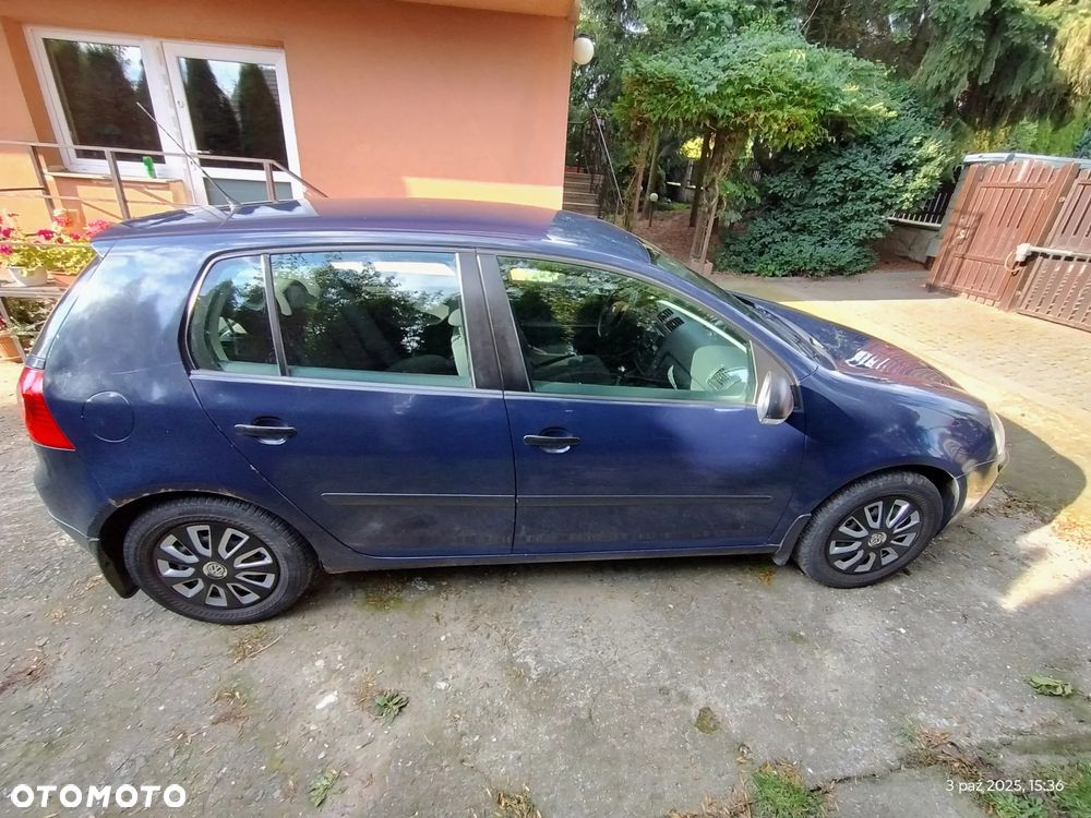 Volkswagen Golf - 2