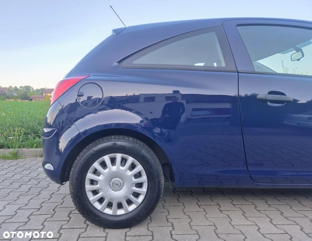 Opel Corsa 1.0 12V Essentia - 21