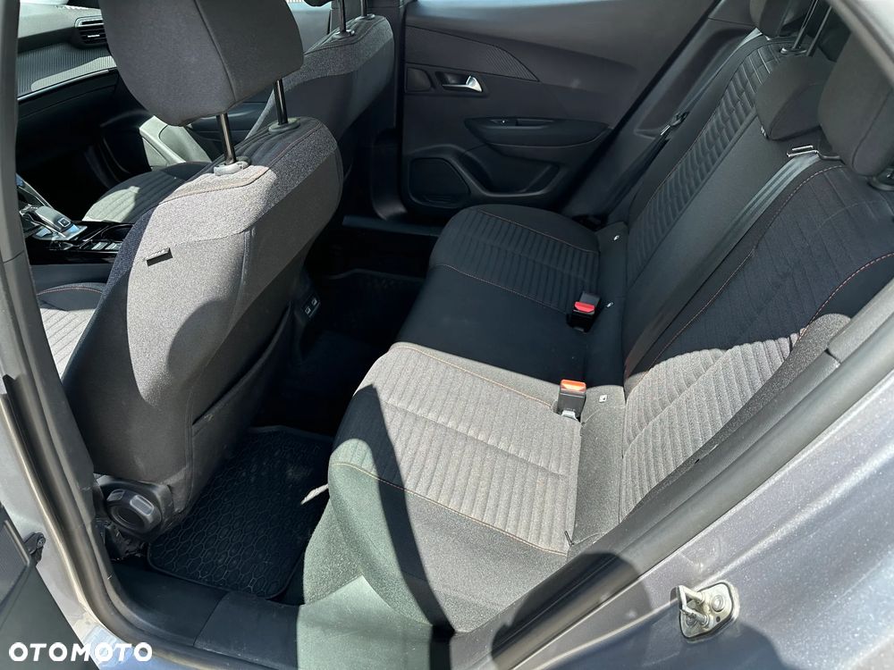 Peugeot 2008 - 23