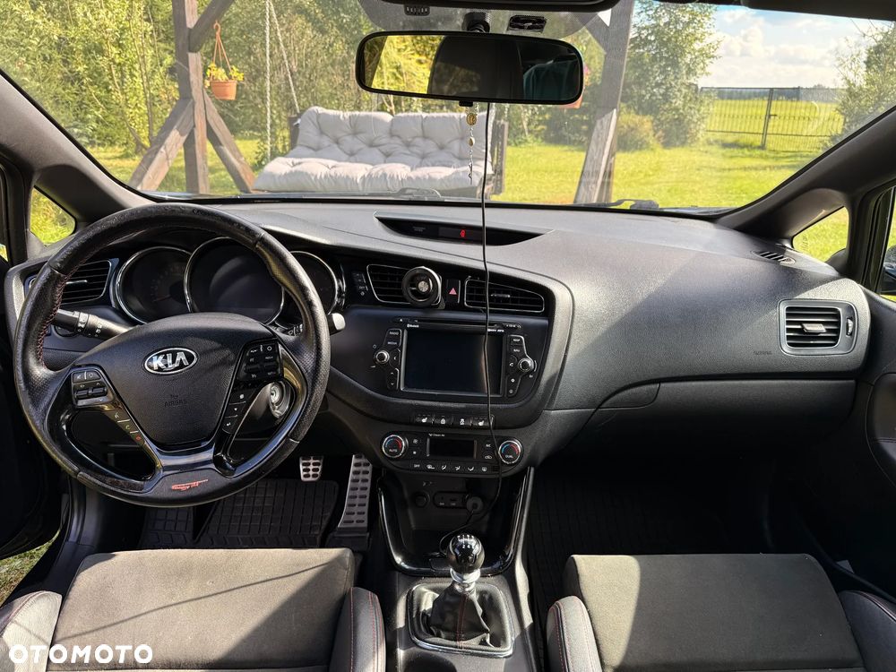 Kia Ceed 1.6 T-GDI GT L - 7