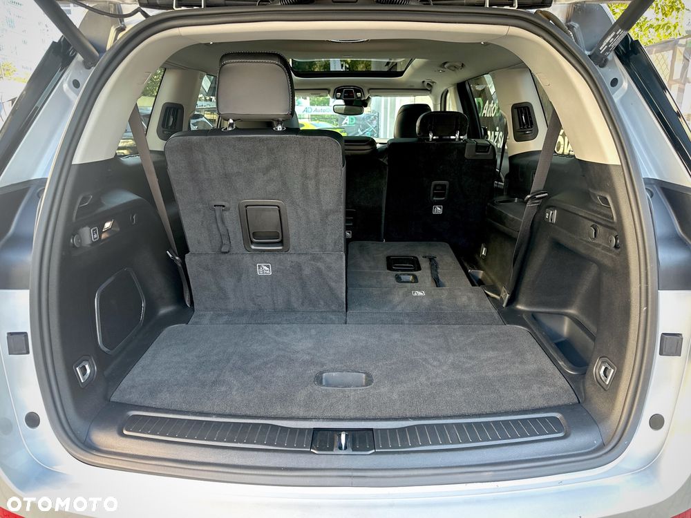 Jeep Grand Cherokee - 17