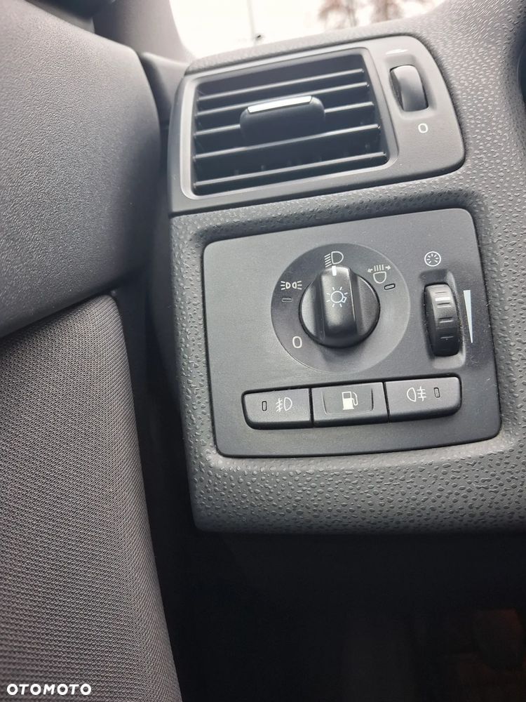 Volvo S40 2.0D Momentum - 26