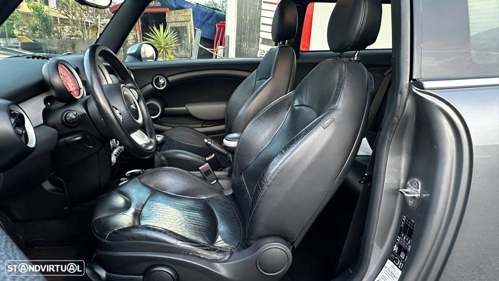 MINI 3 Portas Cooper D - 6