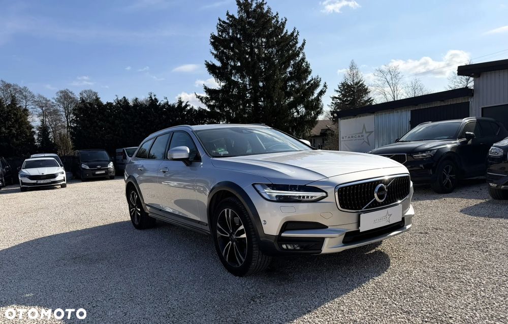 Volvo V90 Cross Country D5 AWD Pro - 3