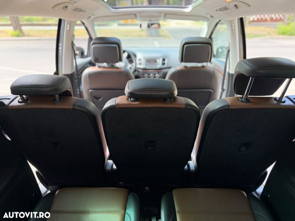 Volkswagen Sharan 2.0 TDI DSG BlueMotion Technology Highline - 12