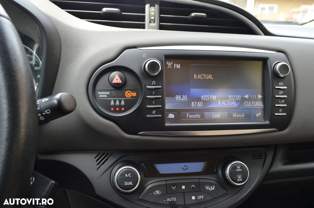 Toyota Yaris 1.5 VVT-i HSD Luna - 8