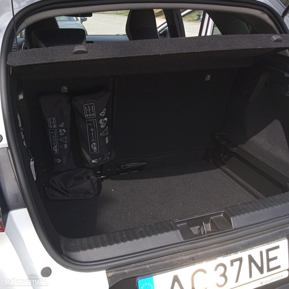Renault Captur 1.0 TCe Exclusive Bi-Fuel - 18