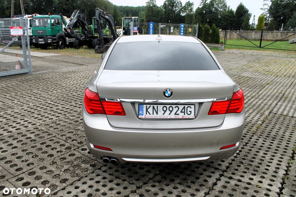 BMW Seria 7 730d Blue Performance - 8