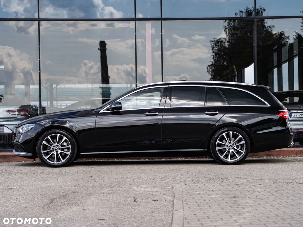 Mercedes-Benz Klasa E 220 d T 9G-TRONIC Exclusive - 17