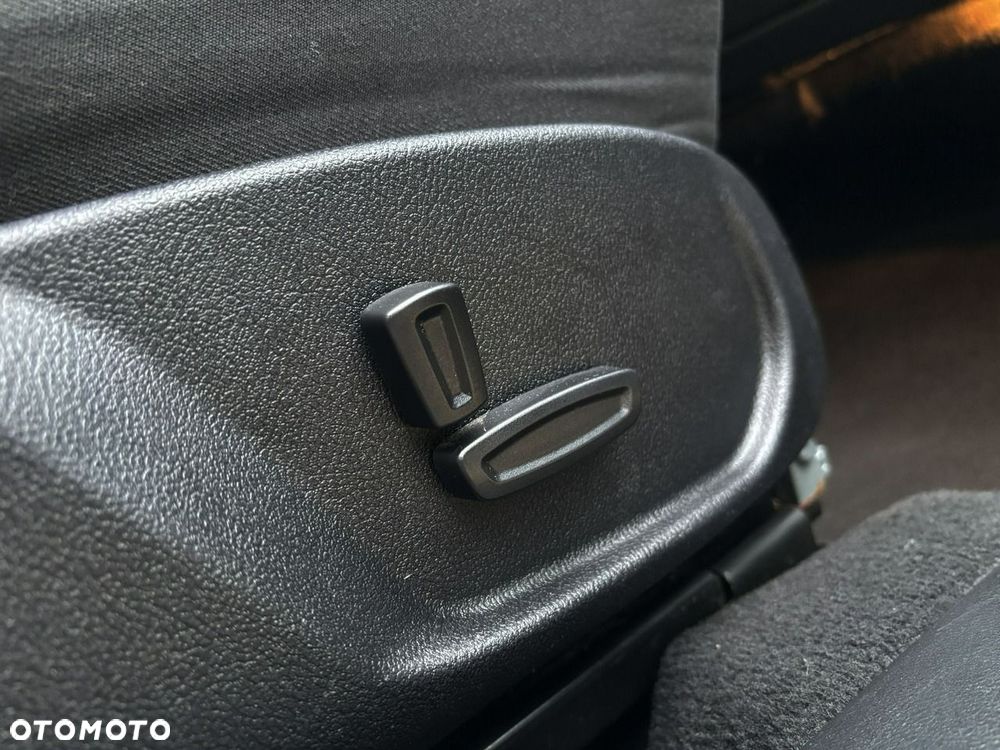 Ford Mondeo - 31