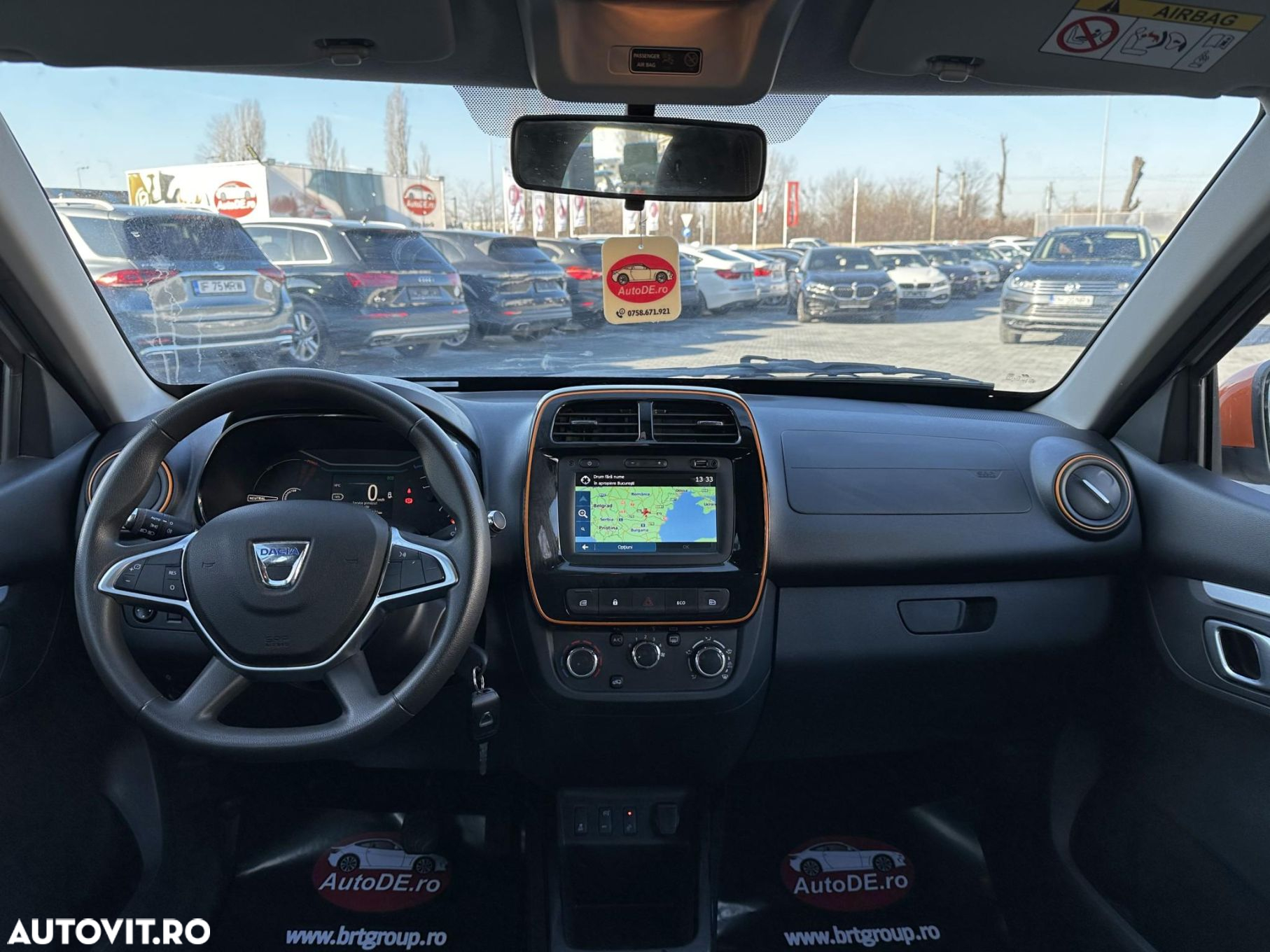 Dacia Spring - 8