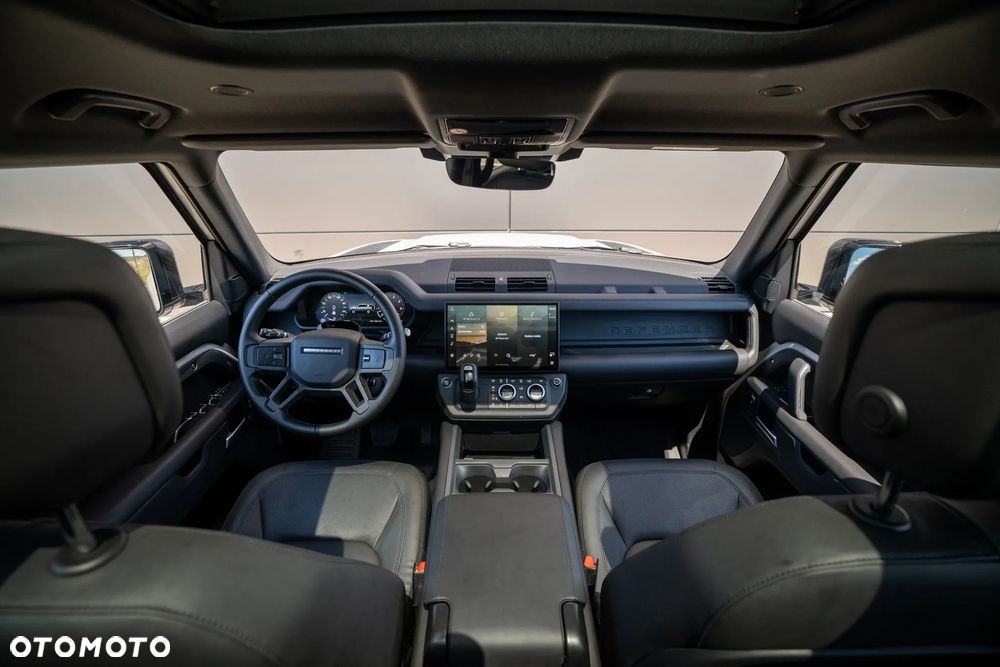 Land Rover Defender 5.0 P425 X-Dynamic HSE - 12
