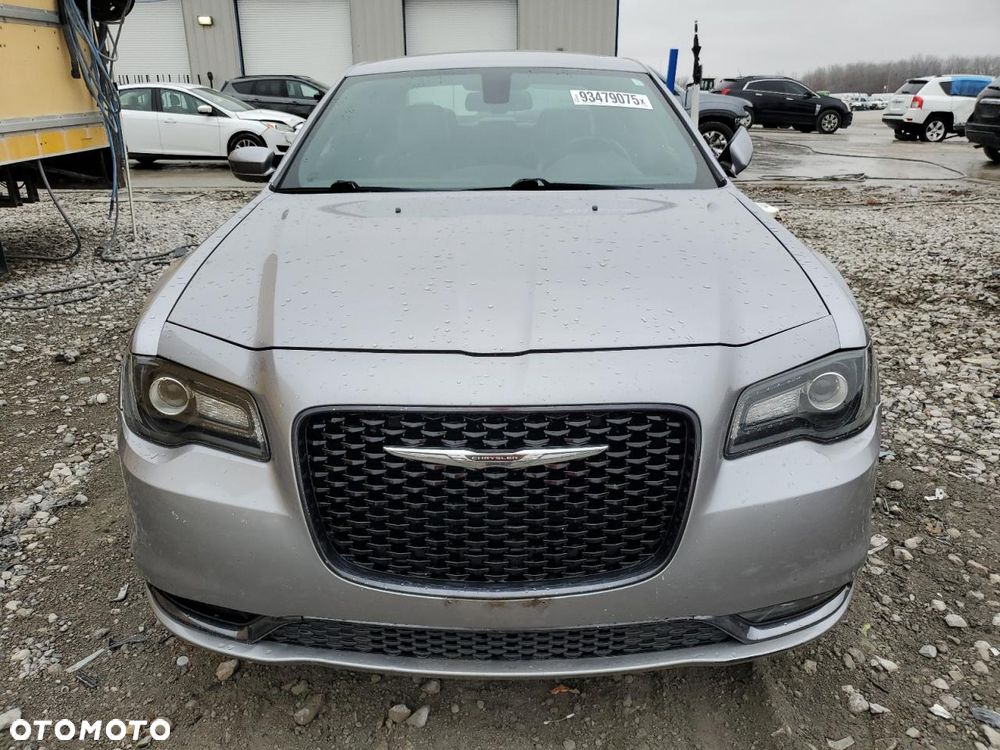 Chrysler 300s - 5