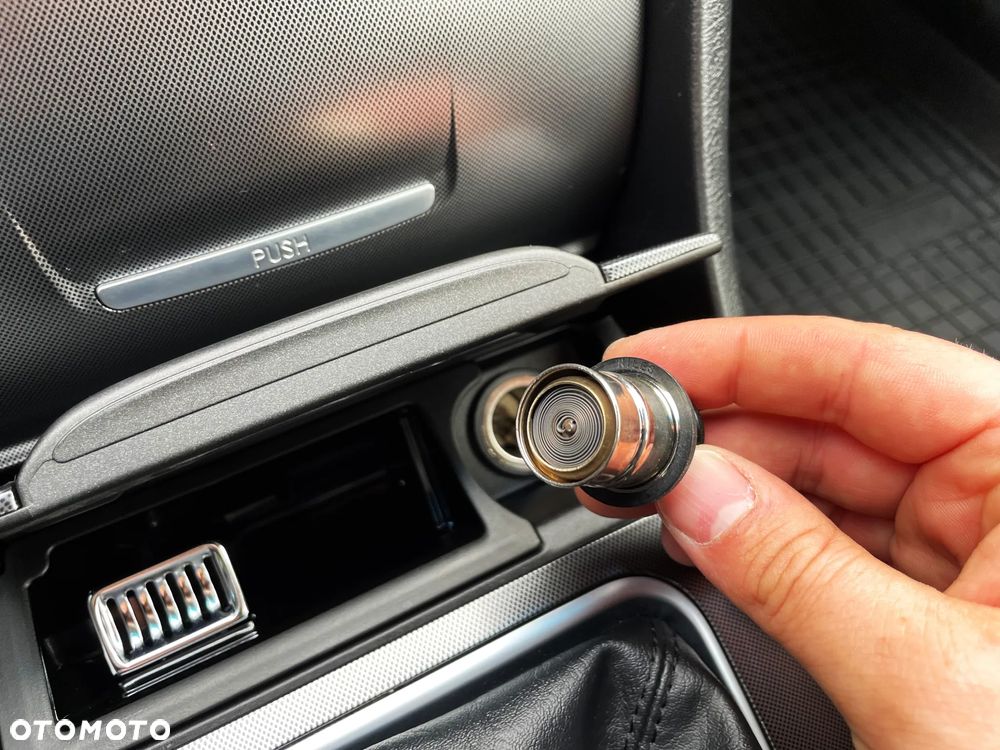 Honda Accord 2.0 i Sport - 38