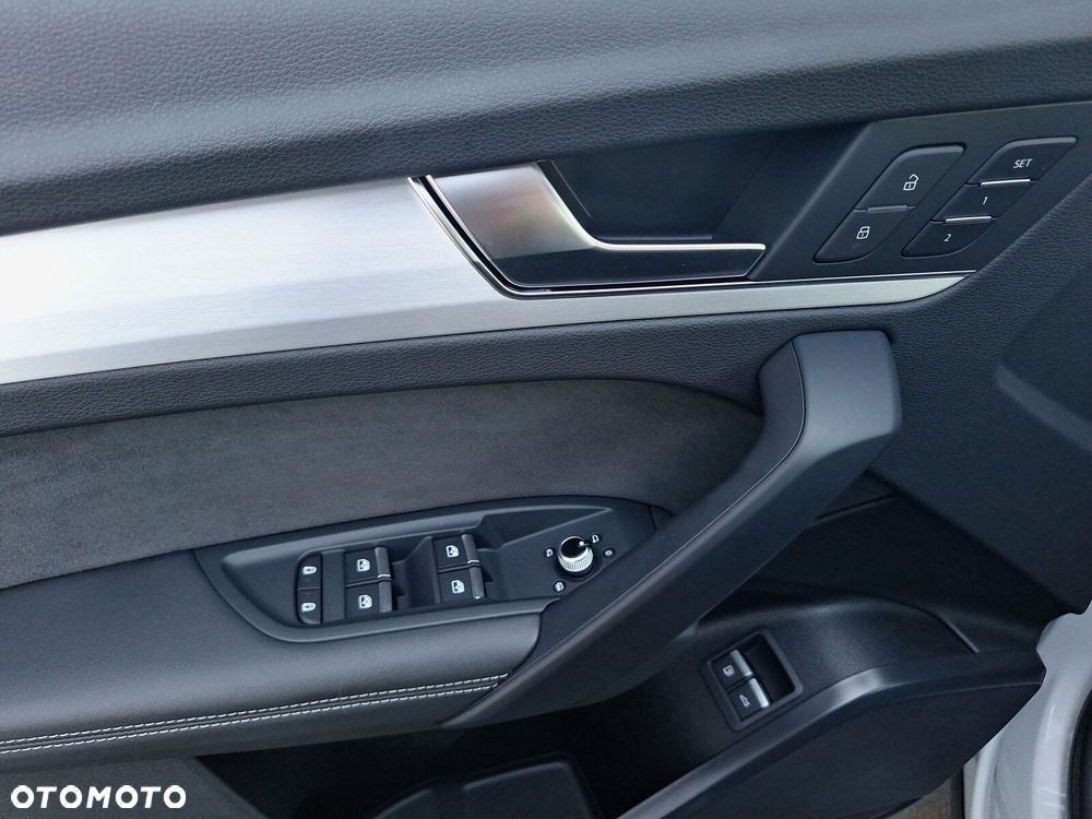 Audi Q5 55 TFSI e Quattro S Line S tronic - 10