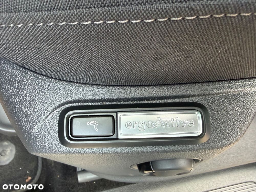 Volkswagen Tiguan 2.0 TDI SCR 4MotION DSG Life - 12