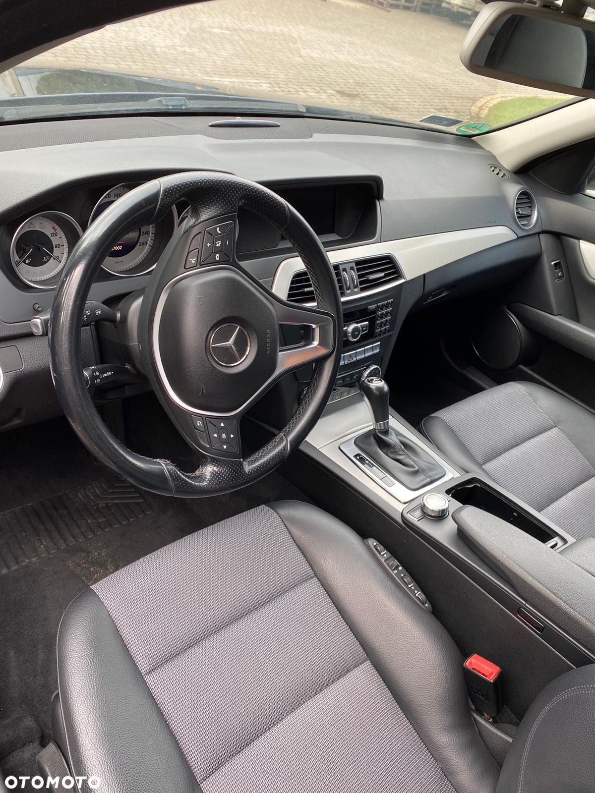 Mercedes-Benz Klasa C 200 T (BlueEFFICIENCY) 7G-TRONIC - 8
