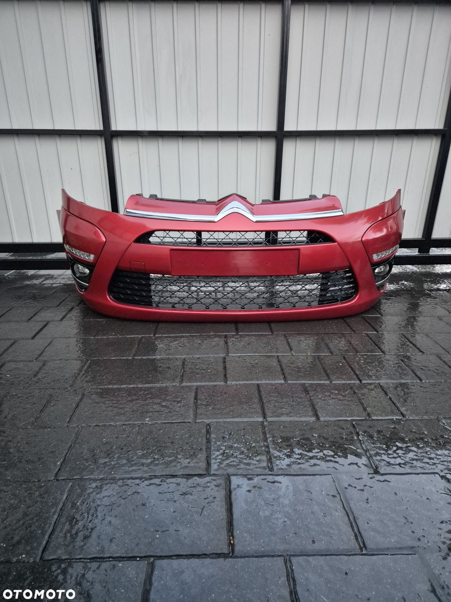Zderzak przód przedni citroen C4 picasso lift led rok 11 kod EKQD - 1