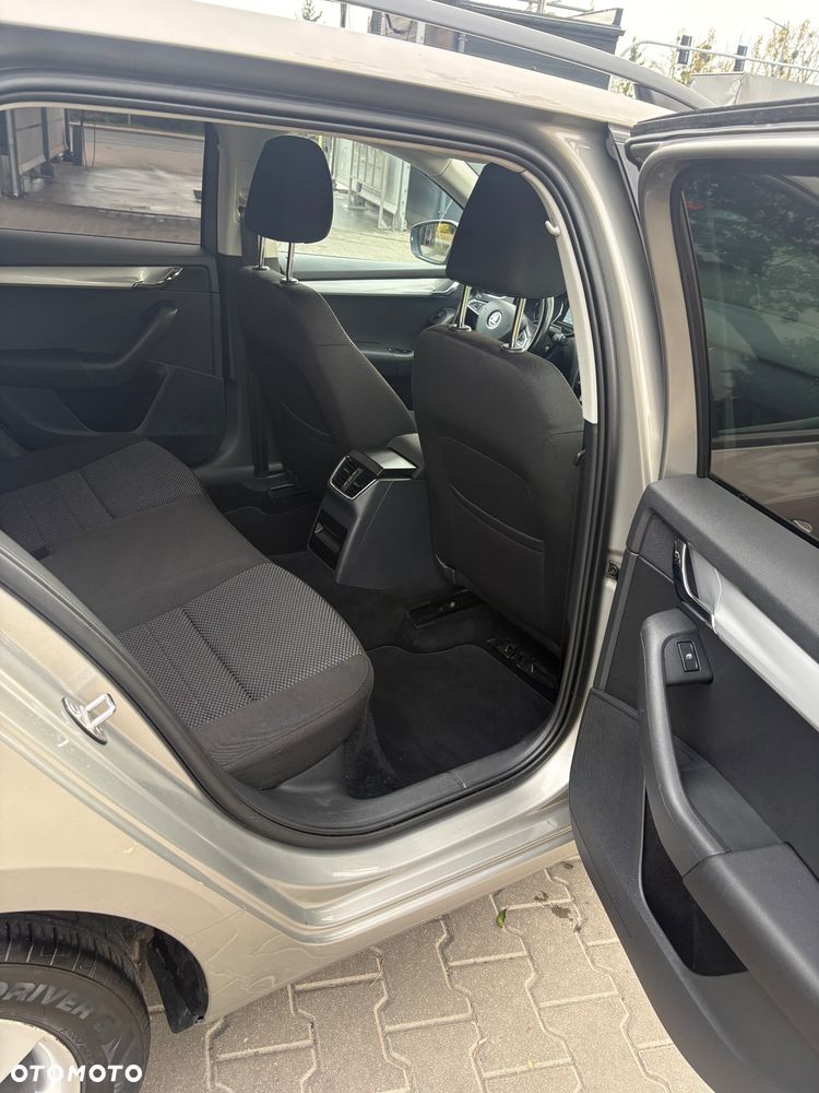 Skoda Octavia - 12