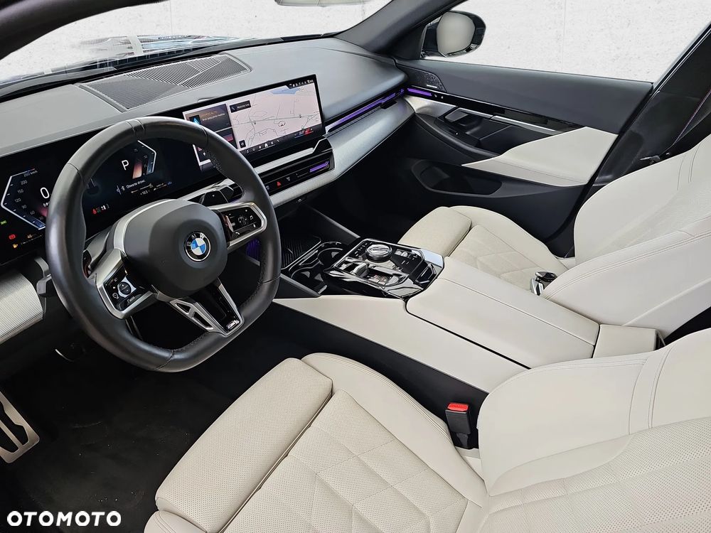BMW Seria 5 520d mHEV M Sport - 13
