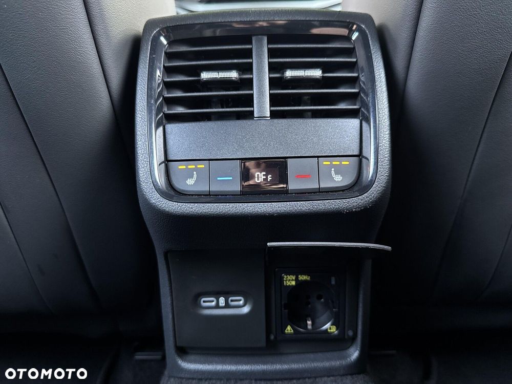 Skoda Octavia 2.0 TDI RS DSG - 17