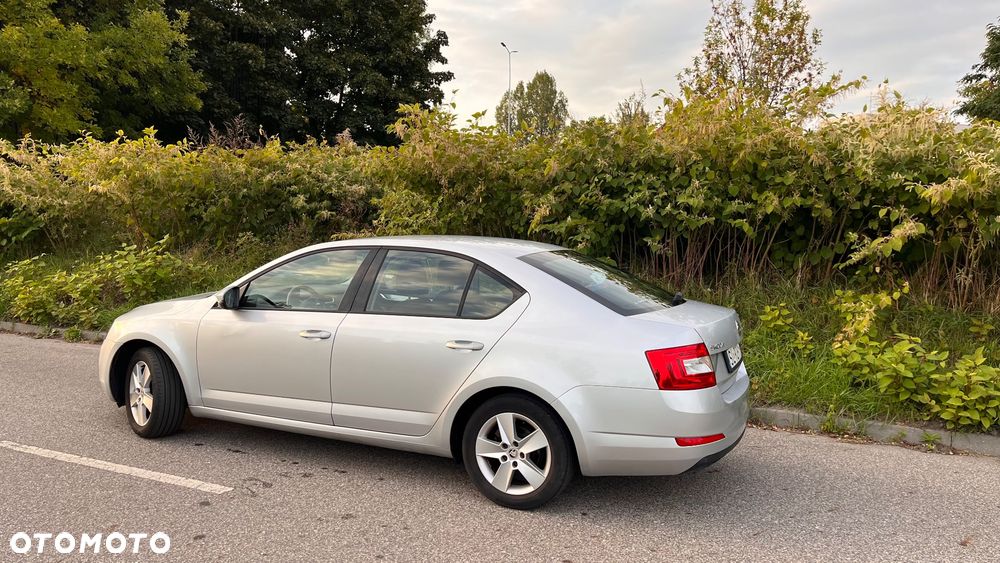 Skoda Octavia 1.4 TSI Ambition - 6