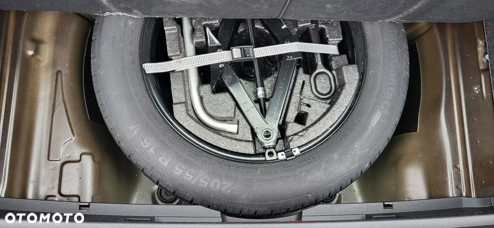 Skoda Superb 2.0 TDI Ambition DSG - 24